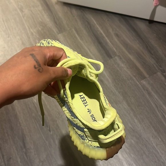 Yeezy boost 350 - Picture 2 of 10